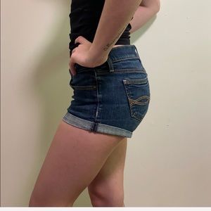 Abercrombie Fitch shorts size 2 w 26